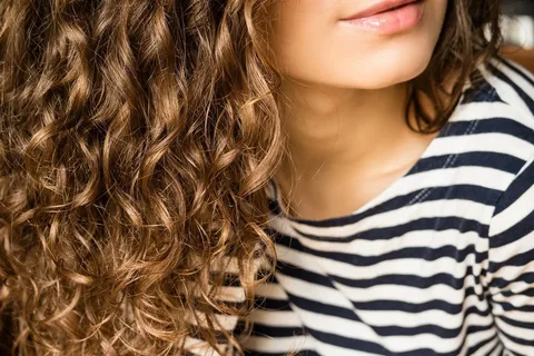 benefits for curly locks