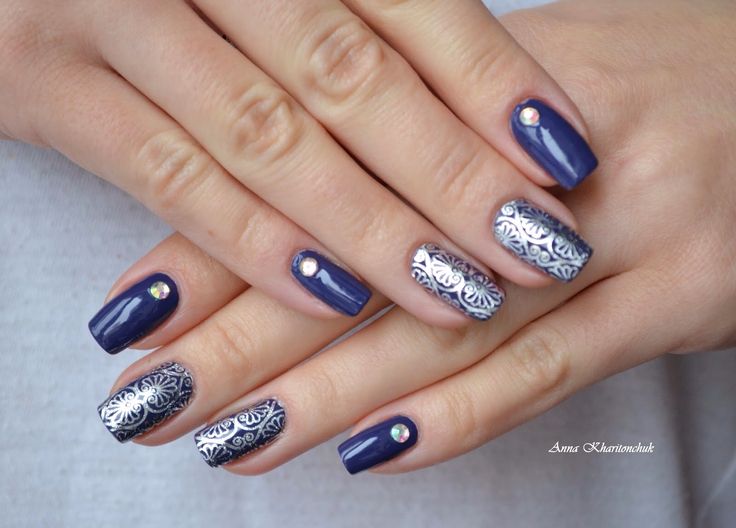 Royal Blue And Silver Nails