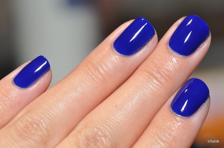 Royal blue polish