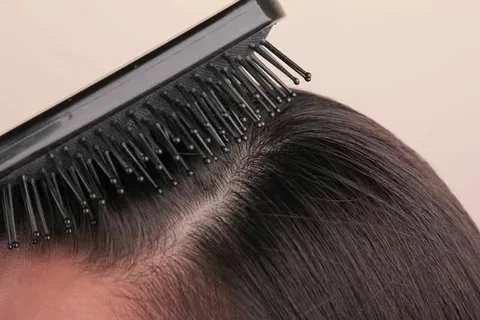 Scalp brush