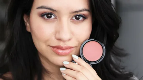 Cream vs. Powder Blush