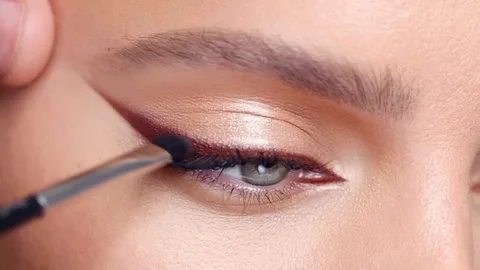 brown eyeliner