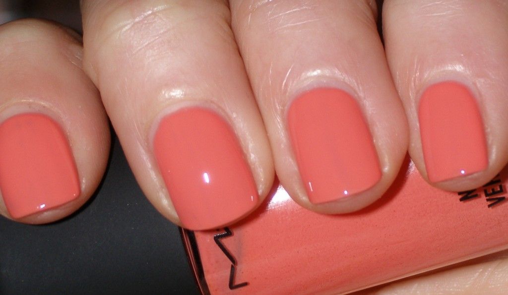 Classic Peach Nails